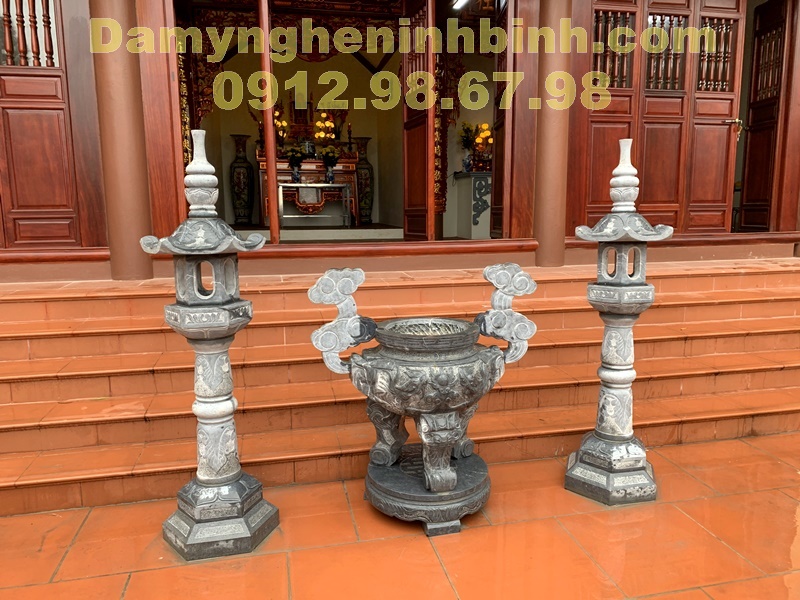 Lư đèn đá chùa Phật Tích Tiên Du Bắc Ninh