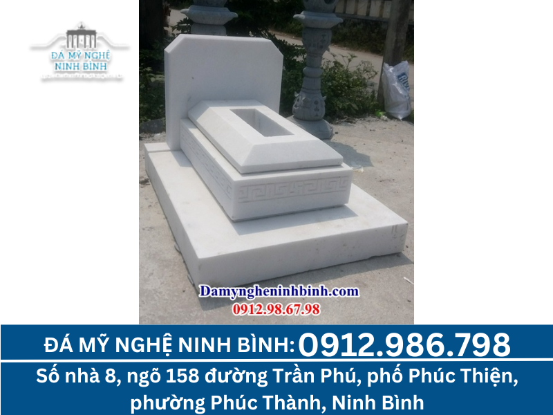 mộ đá trắng nguyên khối